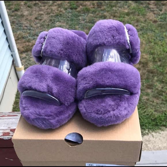 UGG Fuzz Yeah Slippers - Picture 3 of 11